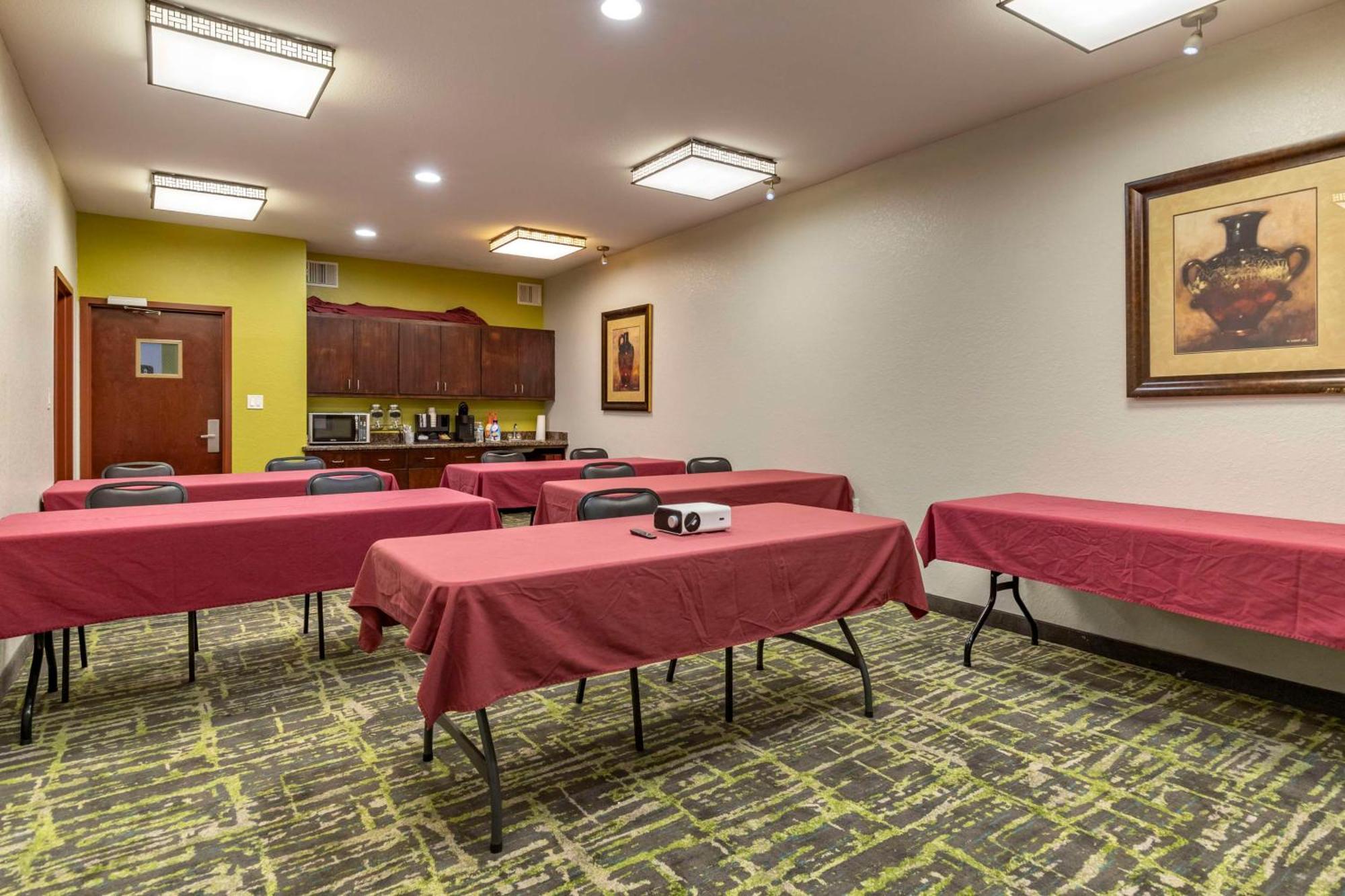 Best Western Plus Victoria Inn & Suites Exterior foto